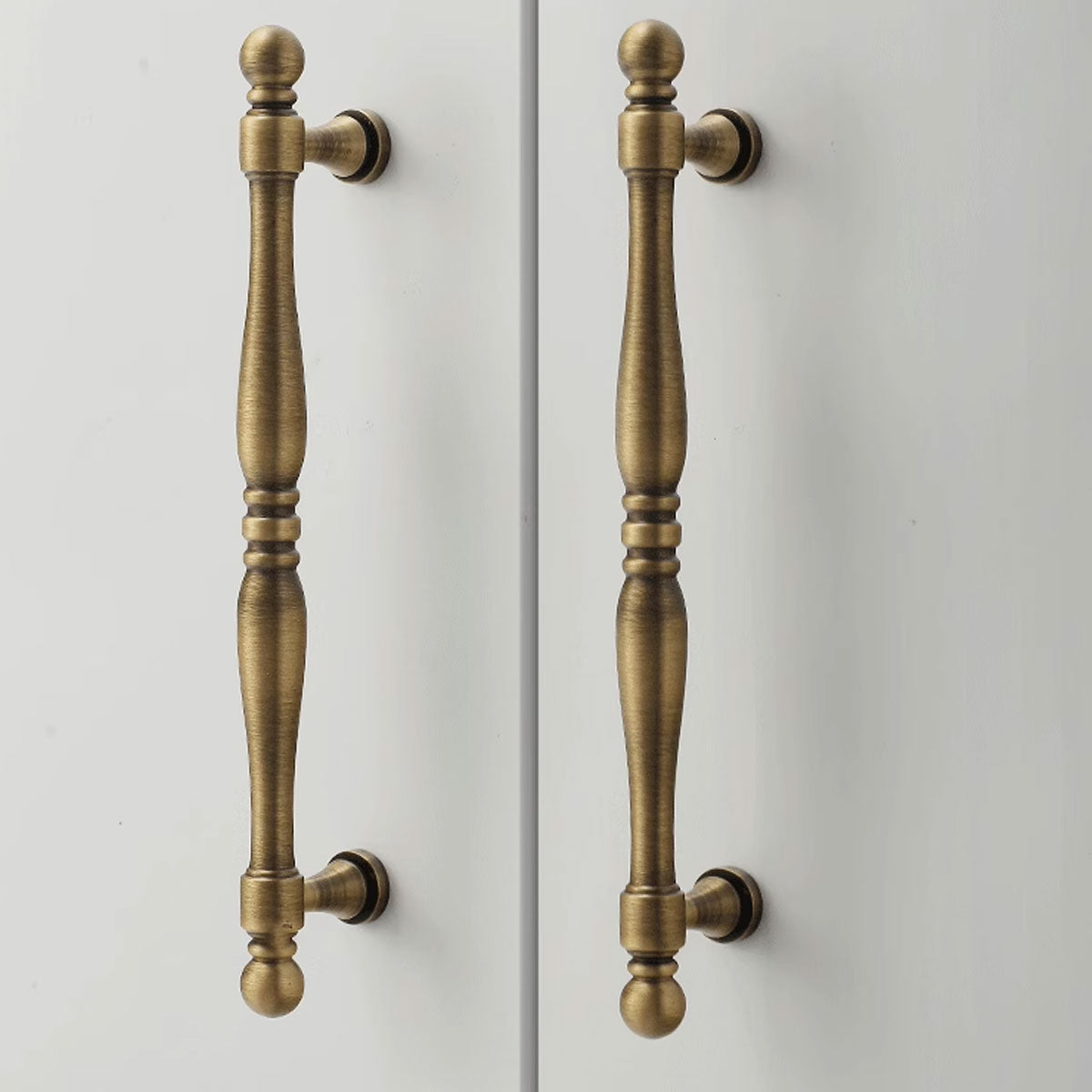 Vintage Brass Door Handles – Classic Cabinet & Drawer Pulls