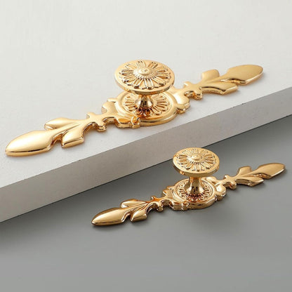 Vintage Ornate Golden Door Pull Handle – Elegant Cabinet & Drawer Knobs
